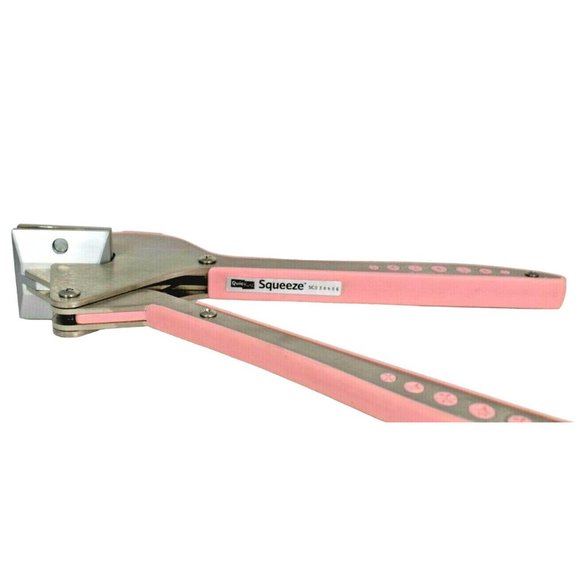 QuicKutz Squeeze Pink Personal Die-Cutting System and Moxie Unicase Alphabet Set - Picture 6 of 10